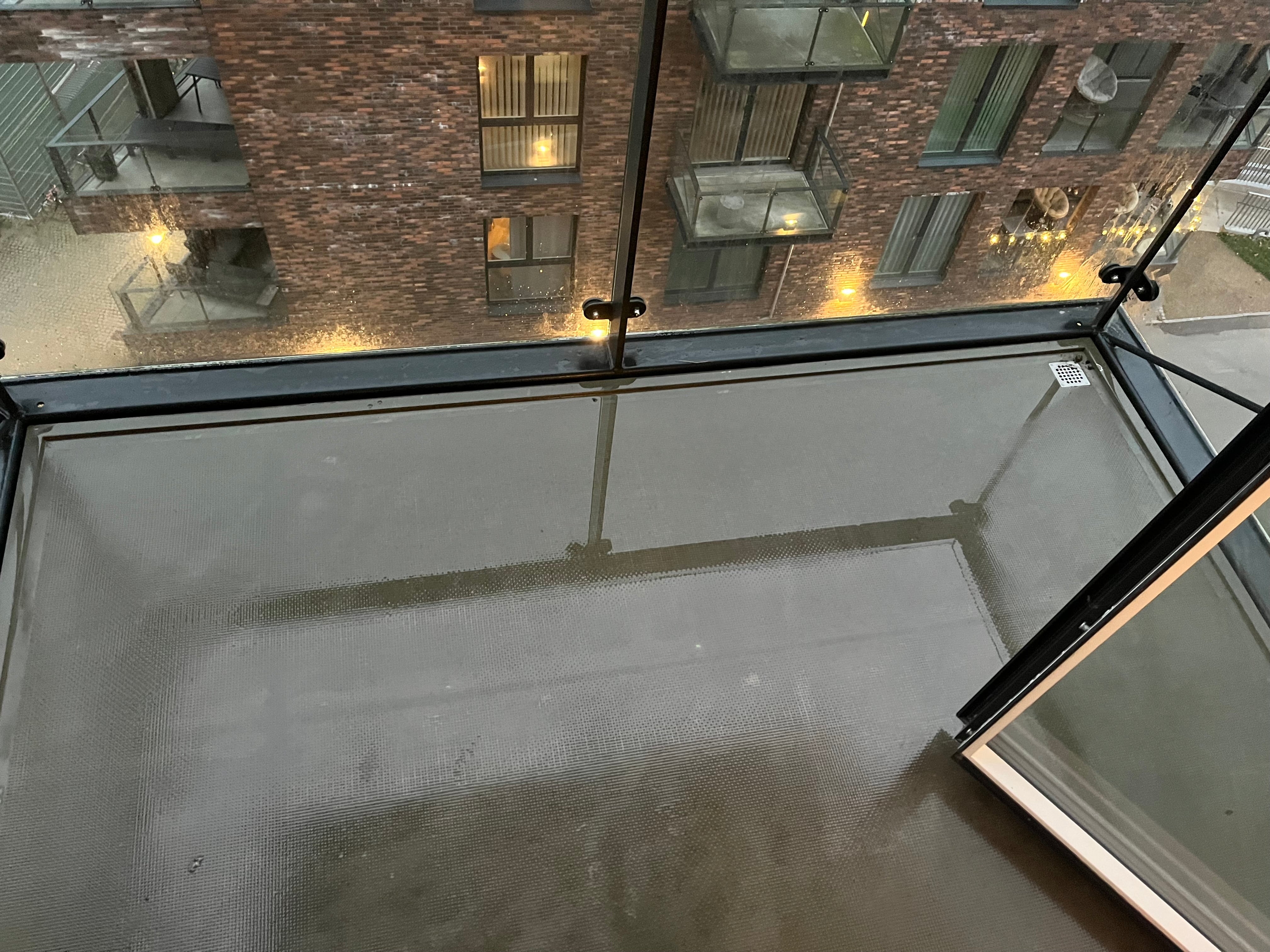 Belægning efter højtryksrens, Pakhusene Aarhus Ø